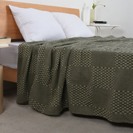 100% Cotton Checkered Blanket