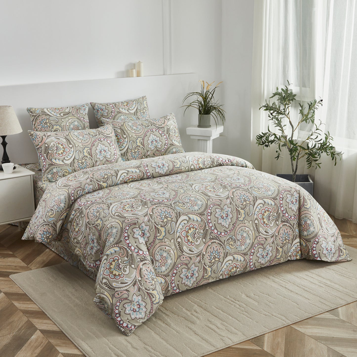 Muted Multicolor Paisley Custom Cotton Bedding Set Hidden Button Closure Inner Corner Ties Custom Size Bed Sheets