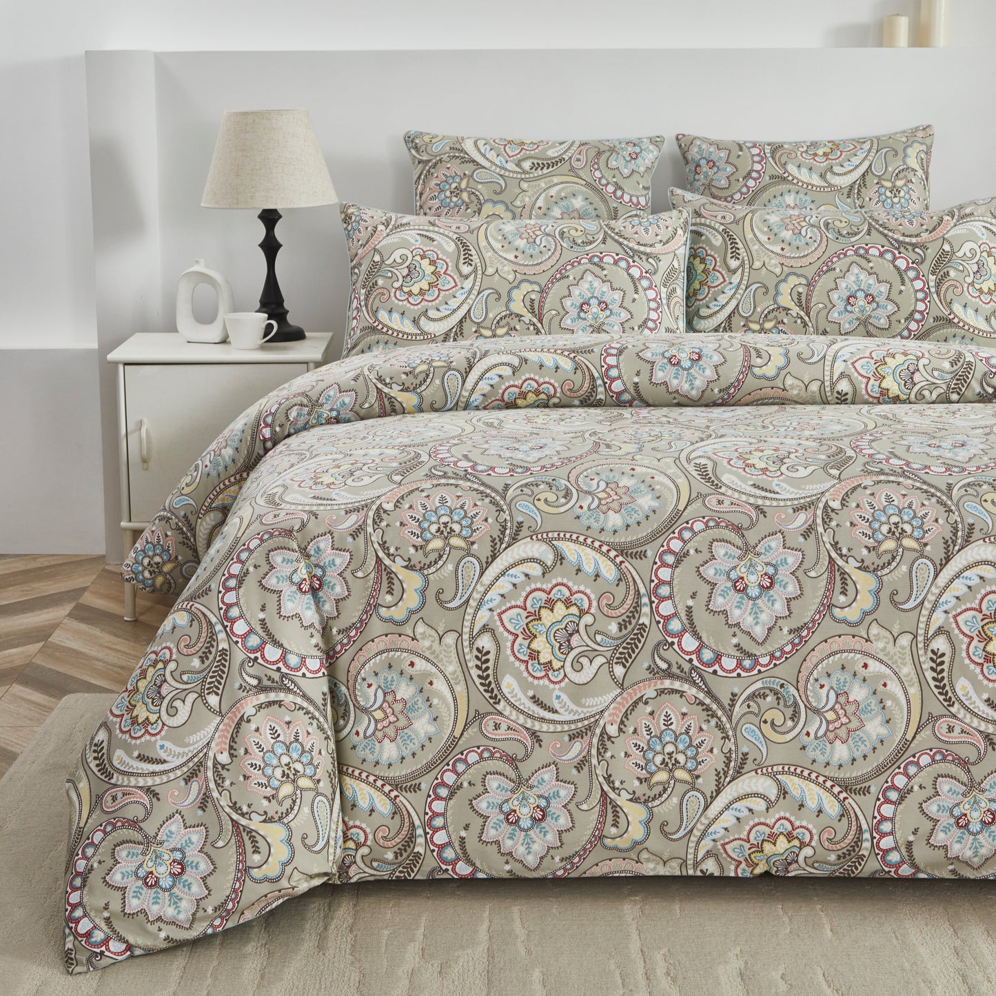 Muted Multicolor Paisley Custom Cotton Bedding Set Hidden Button Closure Inner Corner Ties Custom Size Bed Sheets