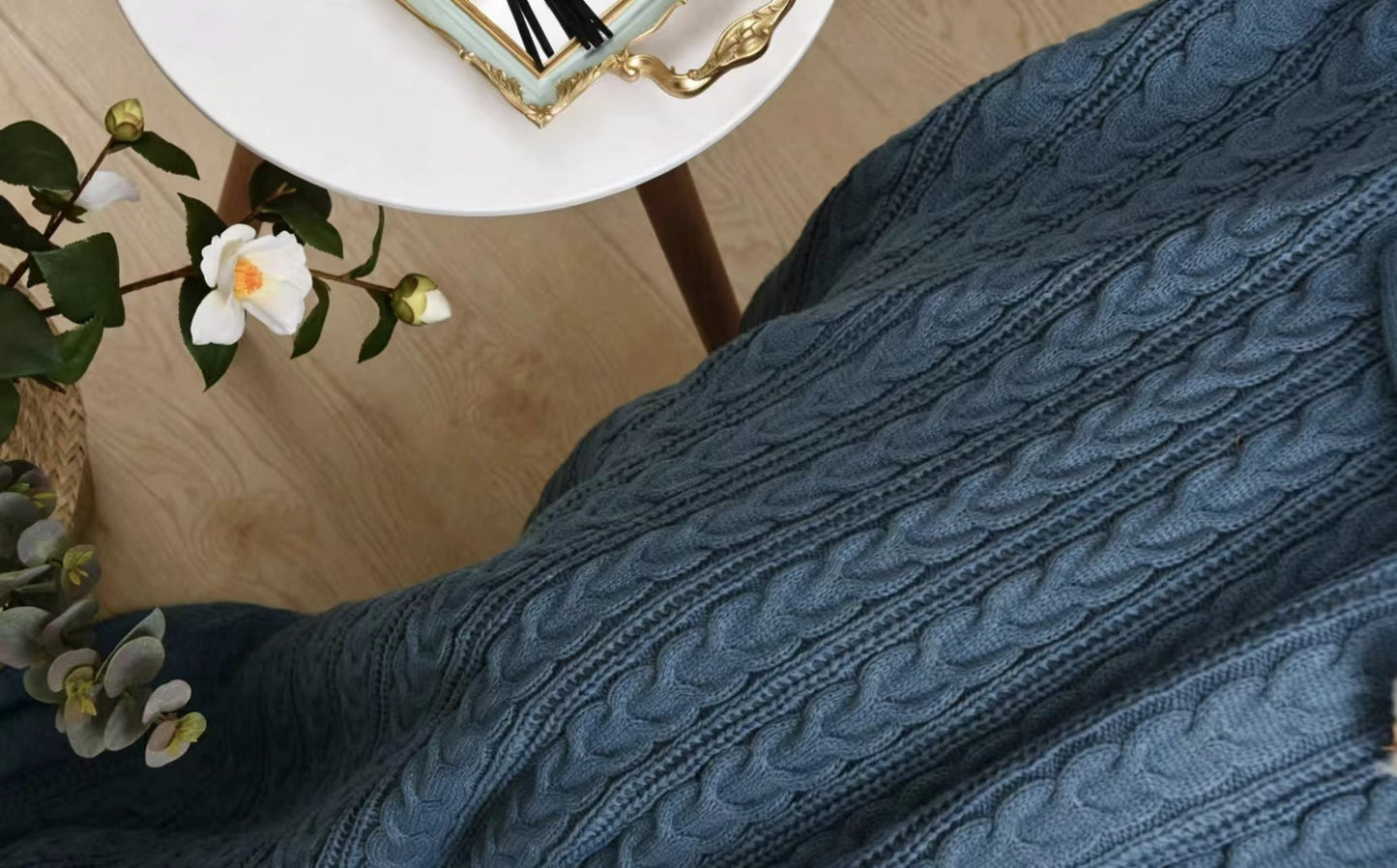Doppellagige gestrickte Schaffell-Decke auf der Rückseite