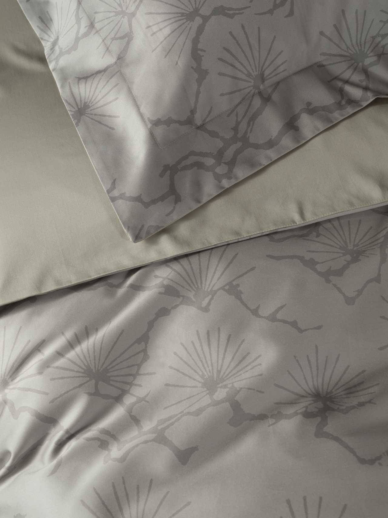 Misty Isle Florals