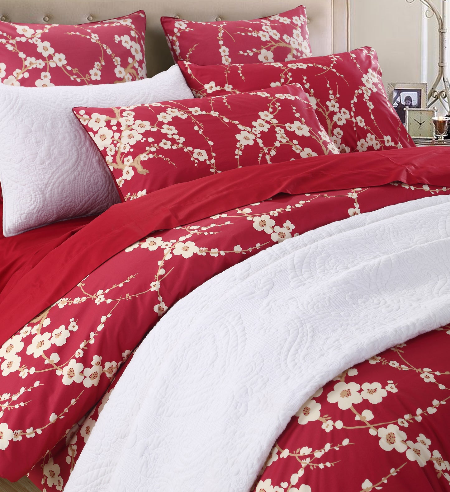 Custom Red Plum Blossom Floral Bedding Set Oriental Chinese Style Duvet Cover Set With Solid Red Bed Sheet