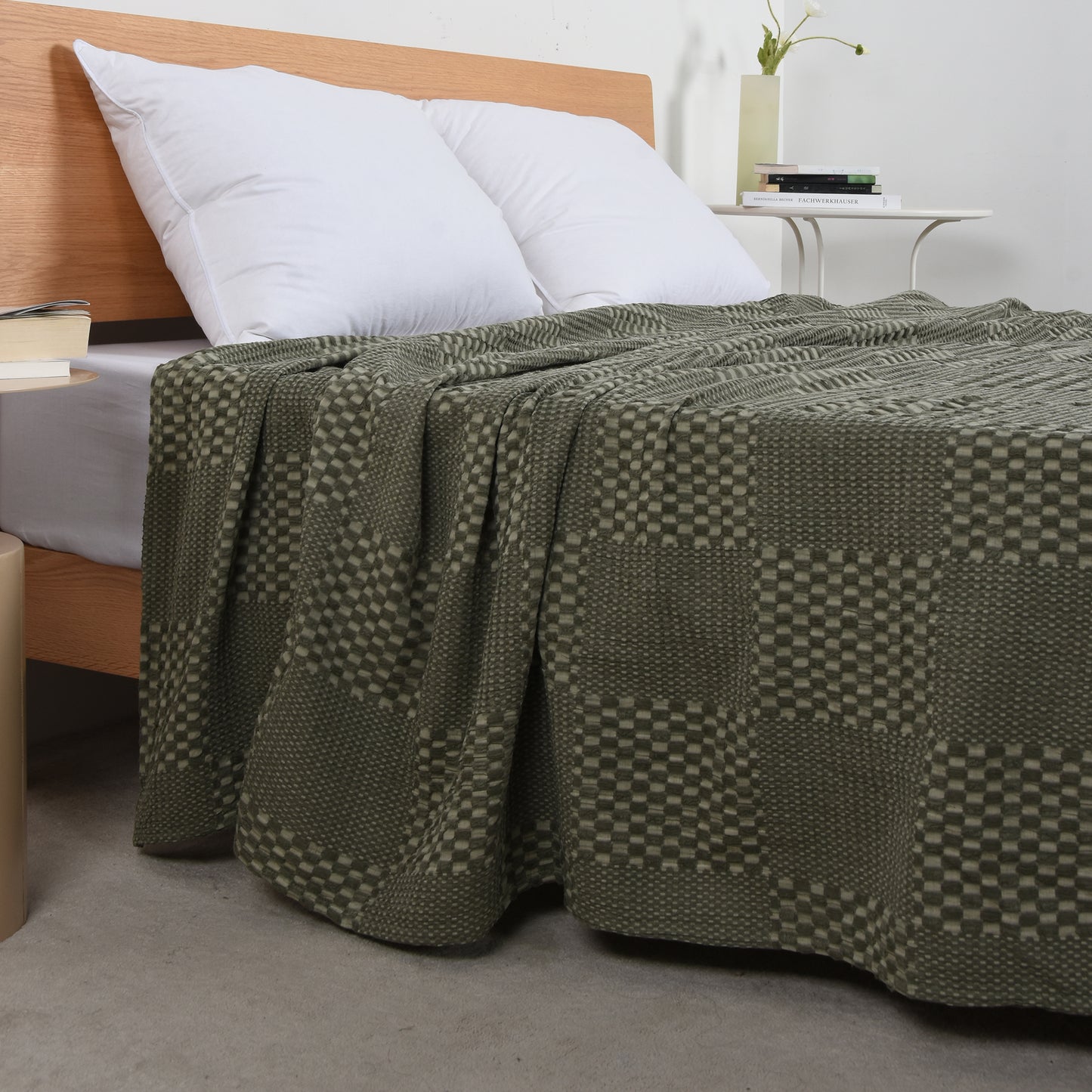 100% Cotton Checkered Blanket