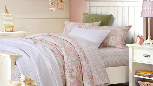 Soft Sweet Cottage Pastel Paisley Custom Size Bed Linen Set Hidden Button Closure Inner Corner Ties Custom Size Bed Sheets